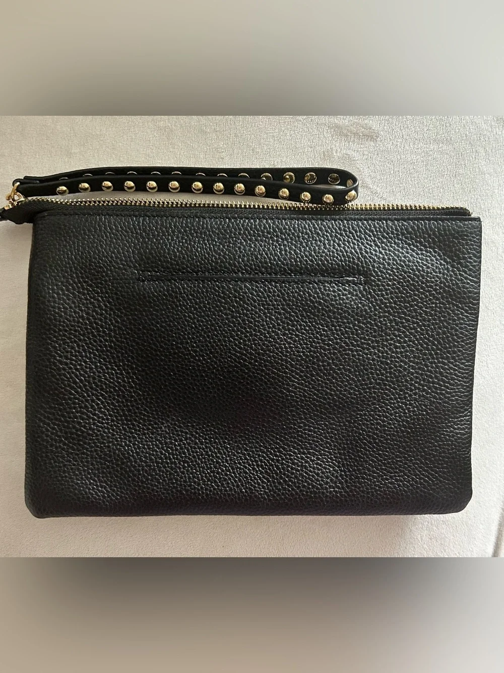 JAGGS Black Stud-Trim Pebbles Leather Wristlet Clutch